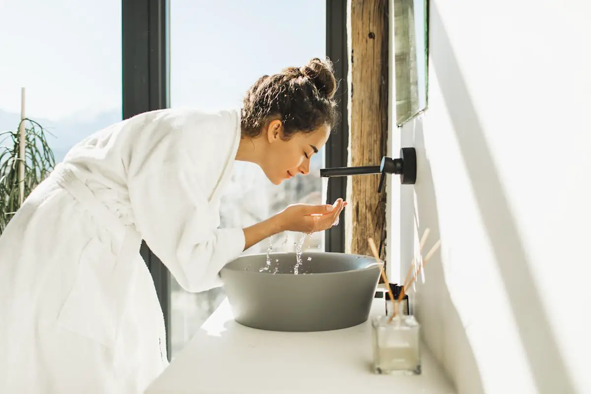 How to Use a Jade Roller for Radiant, Revitalized Skin?