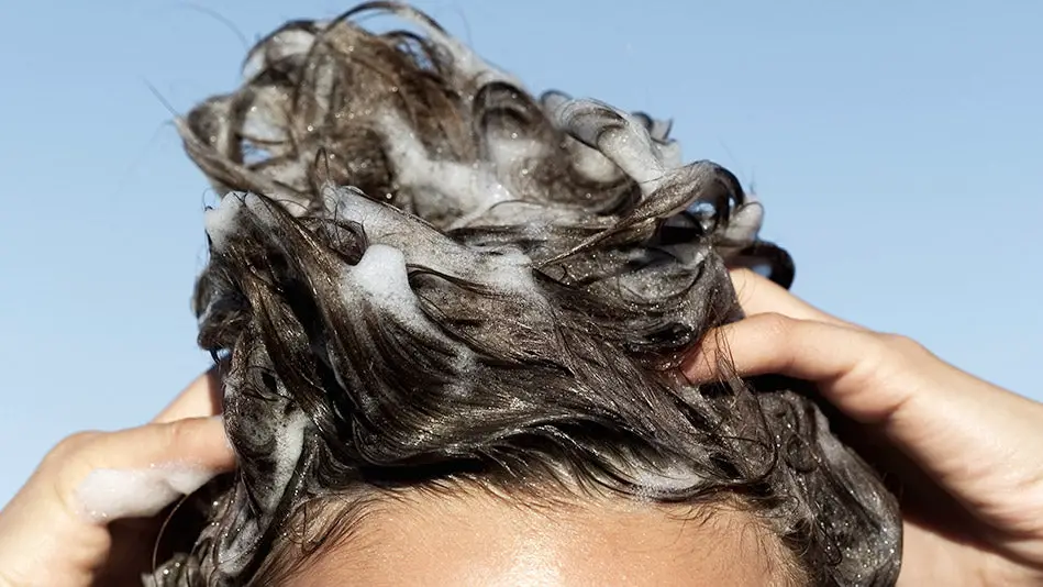 How to Get Rid of Greasy Hair Without Dry Shampoo?