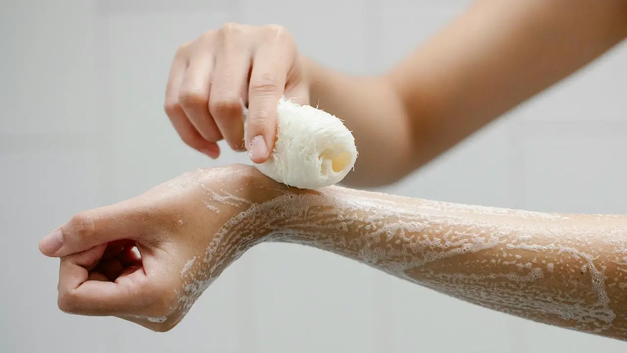 Can Exfoliating Body Wash Lead to Skin Irritation?