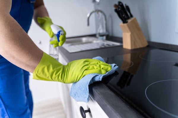 How to Clean White Kitchen Sink and Make It Shine Bright?