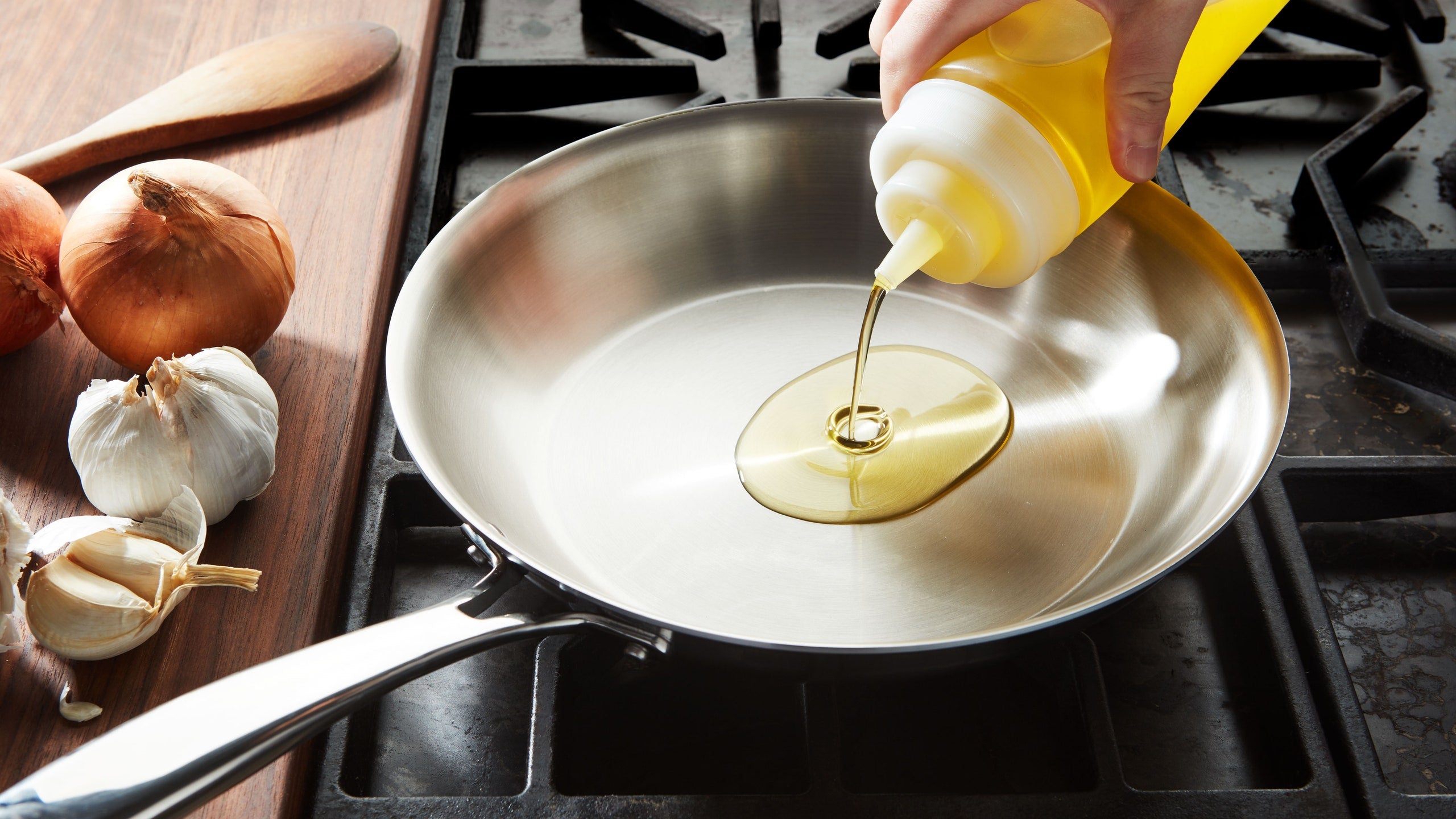 What to Do with Used Cooking Oil: Essential Tips for Beauticians