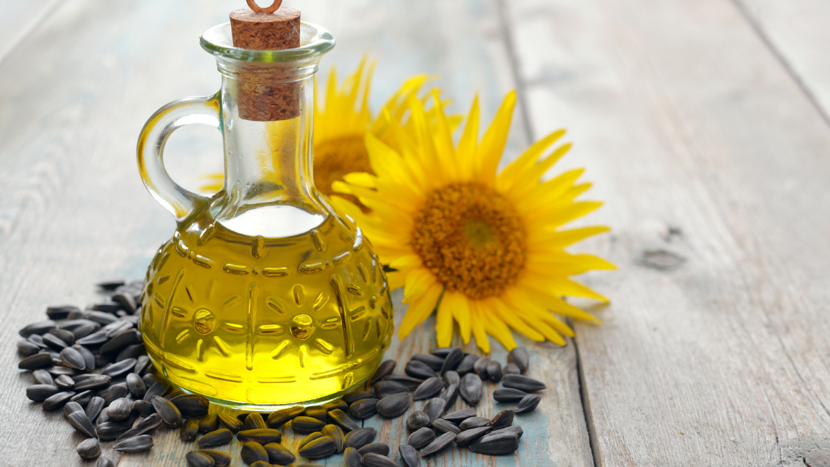 What is Expeller Pressed Sunflower Oil and Its Benefits?