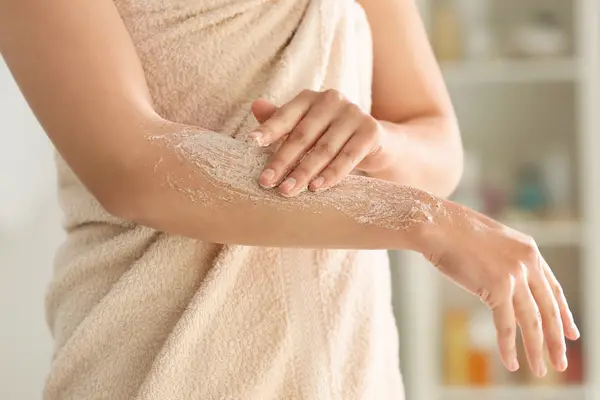 Natural Exfoliating Body Wash Ingredients: What Beauticians Need to Know