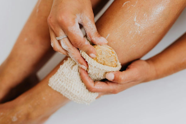 Is Exfoliating Body Wash Good Before Spray Tan? An Insight for Beauticians