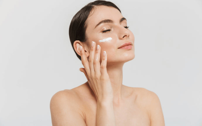 Can You Use Vitamin C and Retinol Together in Skincare?