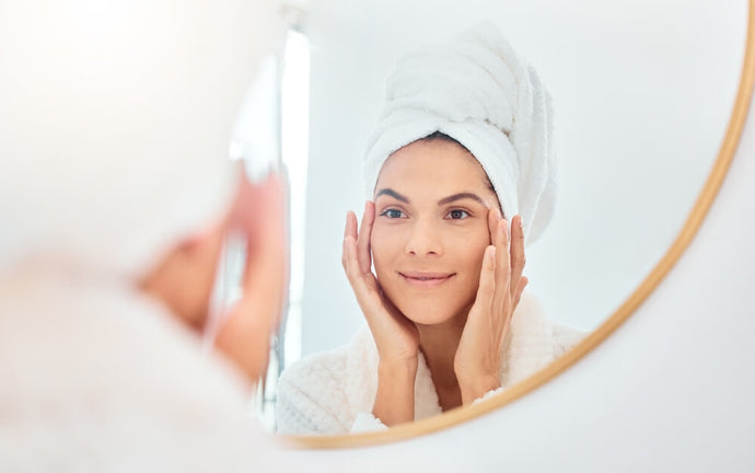 How to Treat Dry Skin Naturally: Essential Tips for Beauticians